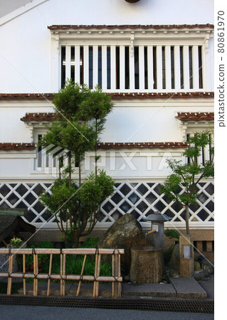 白牡丹酒造的四日市名香之水西條酒造街 照片素材 圖片 圖庫