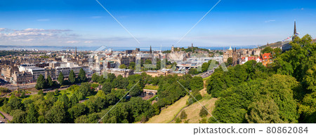 Edinburgh cityscape panorama Scotland UK 80862084