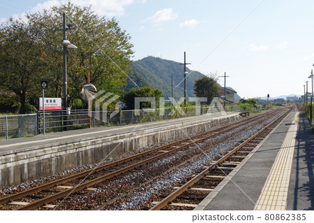 Home of Higashi-Hashizaki Station on the Kishin Line Home of Higashi-Hashizaki Station on the Kishin Line 80862385