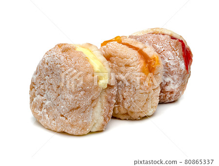 Polish donut isolated on white background Polish donut isolated on white background 80865337