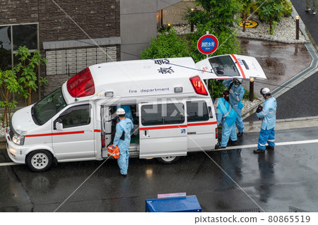 救護車、緊急運輸、突發疾病、119 80865519
