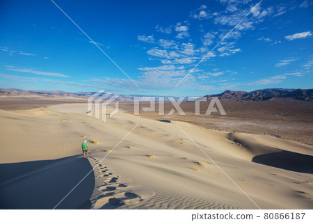 Hike in desert Hike in desert 80866187