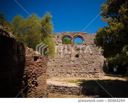 Panoramic view to ruins of The Basilica in Butrint ancient town , Sarande, Albania 80868264