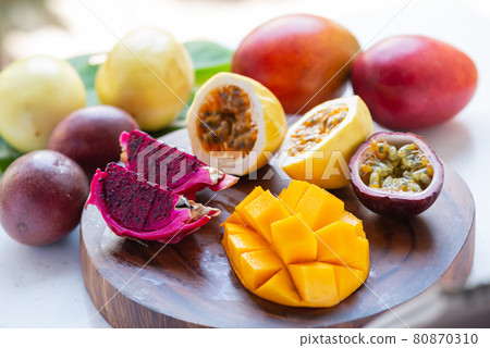 各種熱帶水果 80870310