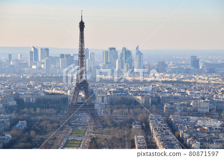 Paris Eiffel tower 80871597