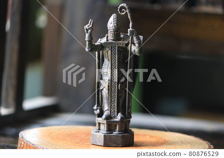 Miniature chess chess knight templar 80876529