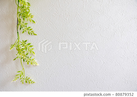 Refreshing wallpaper material (right copy space) 80879352