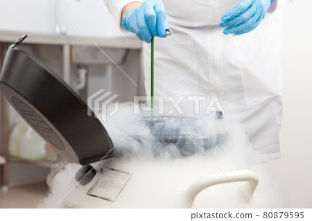 Liquid nitrogen cryogenic tank at life sciences laboratory 80879595