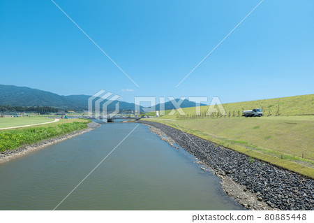 Rikuzentakata scenery in summer: Sea and seawall Rikuzentakata scenery in summer: Sea and seawall 80885448