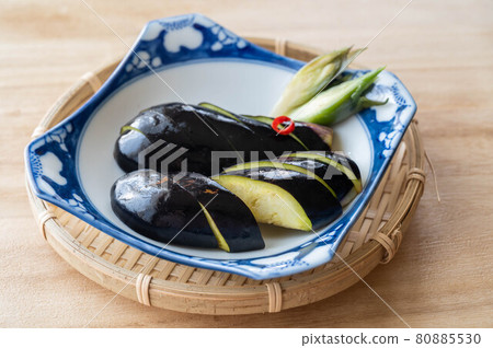 Lightly pickled water eggplant 80885530