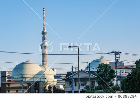 Cityscape Gas tank and Tokyo Sky Tree Minamisenju, Arakawa-ku, Tokyo 80888284