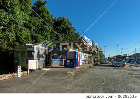 Kumamoto Electric Railway Miyoshi Station and train 80888539