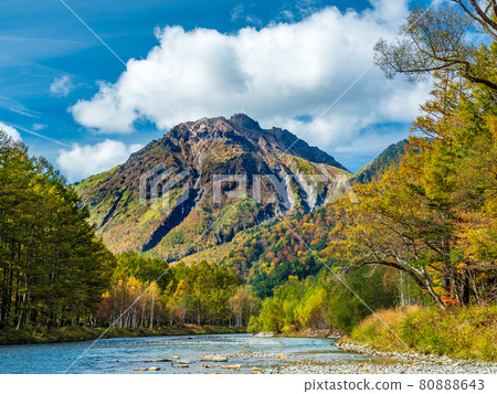秋天的上高地、燒嶽山 秋天的上高地、燒嶽山 80888643