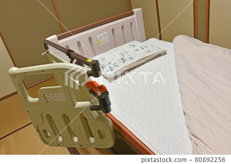 電動護理床 80892256