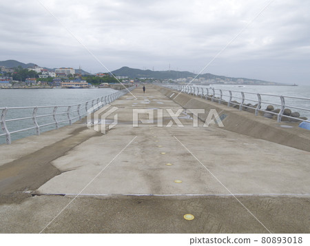 慶州市南陽面柱狀節理海灘海浪日出 80893018
