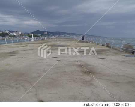 慶州市南陽面柱狀節理海灘海浪日出 慶州市南陽面柱狀節理海灘海浪日出 80893033