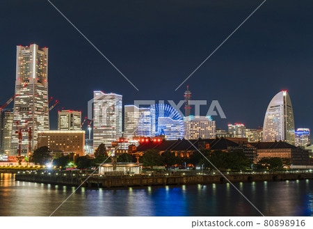 橫濱港未來21區夜景[神奈川縣橫濱市] 80898916