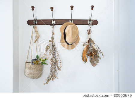 牆上的內部 80900679