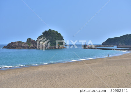 "Tokushima Prefecture" Minami Town Ohama Beach Red Torii Tateshima "Tokushima Prefecture" Minami Town Ohama Beach Red Torii Tateshima 80902541