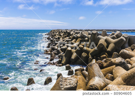 Breakwater at Aise Port, Hitachi City, Ibaraki Prefecture 80904605