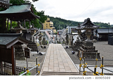 別所溫泉:安樂時代區域和溫泉街的街景 別所溫泉:安樂時代區域和溫泉街的街景 80905089