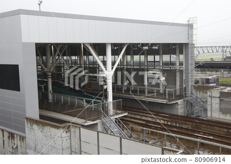 北海道新幹線函館班輪停在新函館北斗站 80906914