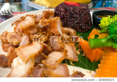 Crispy pork belly or deep fried pork Crispy pork belly or deep fried pork 80906925