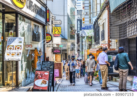 澀谷西班牙坂的城市景觀 澀谷西班牙坂的城市景觀 80907153