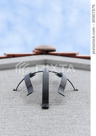 Tile roof and wife decoration of South European style house 80907876