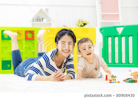 媽媽和寶寶 80908430