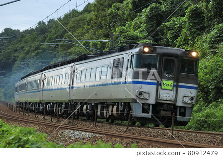 Hokuriku Main Line Tsubata-Kurikara JR West Kiha181 Series (Kyoto) Owara 80912479