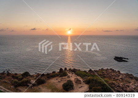 The beautiful italian island Sardinia in mediterranean sea at sunset The beautiful italian island Sardinia in mediterranean sea at sunset 80914319