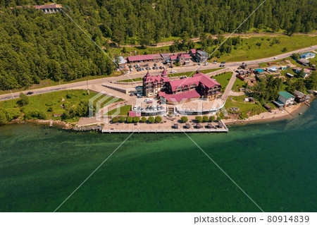 The Angara River in Siberia leaving Lake Baikal near the settlement of Listvyanka. Panoramic aerial view. 80914839