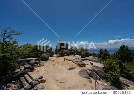 Misen, Miyajima summit <Miyajima, Hiroshima / August> Misen, Miyajima summit <Miyajima, Hiroshima / August> 80916351