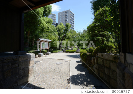 Shitennoji Temple, the entrance to the garden of Gokuraku Jodo, Tennoji Ward, Osaka City 80916727