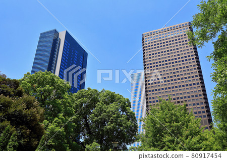 Former Shiba Rikyu Garden and World Trade Center Building South Tower, Minato-ku, Tokyo 80917454