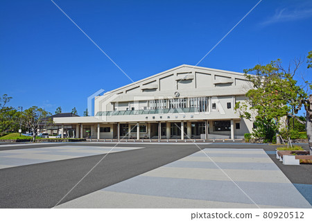 Yukuhashi Citizen Gymnasium in Yukuhashi Comprehensive Park, Fukuoka Prefecture Yukuhashi Citizen Gymnasium in Yukuhashi Comprehensive Park, Fukuoka Prefecture 80920512