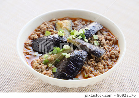 麻婆茄子(配韭菜) 麻婆茄子(配韭菜) 80922170