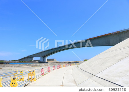 哈馬納湖大橋 哈馬納湖大橋 80923258