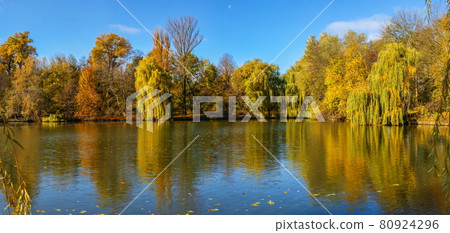 Upper pond in the Sofiyivsky arboretum. Uman, Ukraine Upper pond in the Sofiyivsky arboretum. Uman, Ukraine 80924296