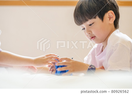 Children's lifestyle play education 80926562
