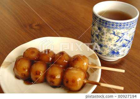 Mitarashi dango 小吃 80927194
