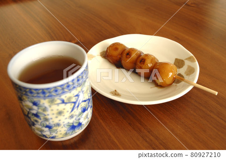 Mitarashi dango 小吃 80927210