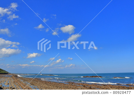 Summer blue sky and sea Summer blue sky and sea 80928477
