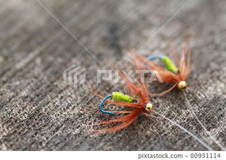 Hair burrs used for mountain stream and river fishing 80931114