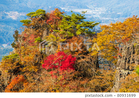 秋色中的靈山<福島縣> 奇石 秋色中的靈山<福島縣> 奇石 80931699