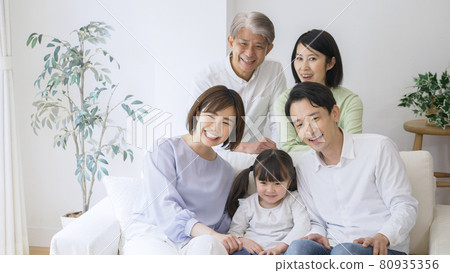 Three generation family / family Three generation family / family 80935356