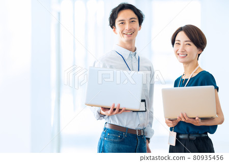 Conference Engineer Business Office Casual Office Shooting Cooperation: Japanese Language School Attached to Central Technical School Conference Engineer Business Office Casual Office Shooting Cooperation: Japanese Language School Attached to Central Technical School 80935456