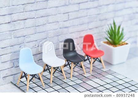 Image of Eames chair 80937248
