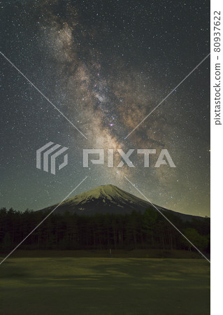 Fuji and the Milky Way-3 Fuji and the Milky Way-3 80937622